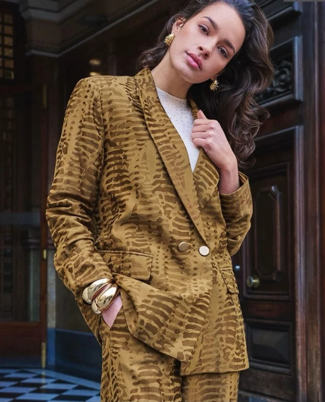 Tervetuloa syyskuu🍂🤎🍂
Ihania syysuutuuksia saapunut Muotihuoneen rekkeihin🍂🤎🧡🍂
Tulehan tutustumaan 🍂🤎🍂
#syksy #syysuutta #palvelevakivijalkakauppa #kuusaanmuotihuone